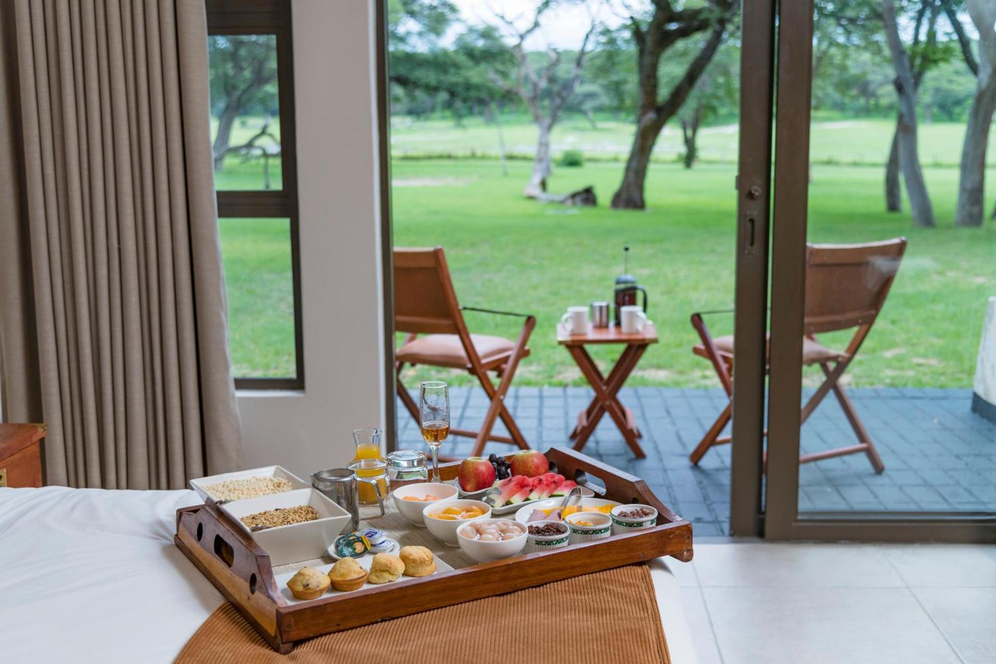 Hwange Safari Lodge Dete Экстерьер фото