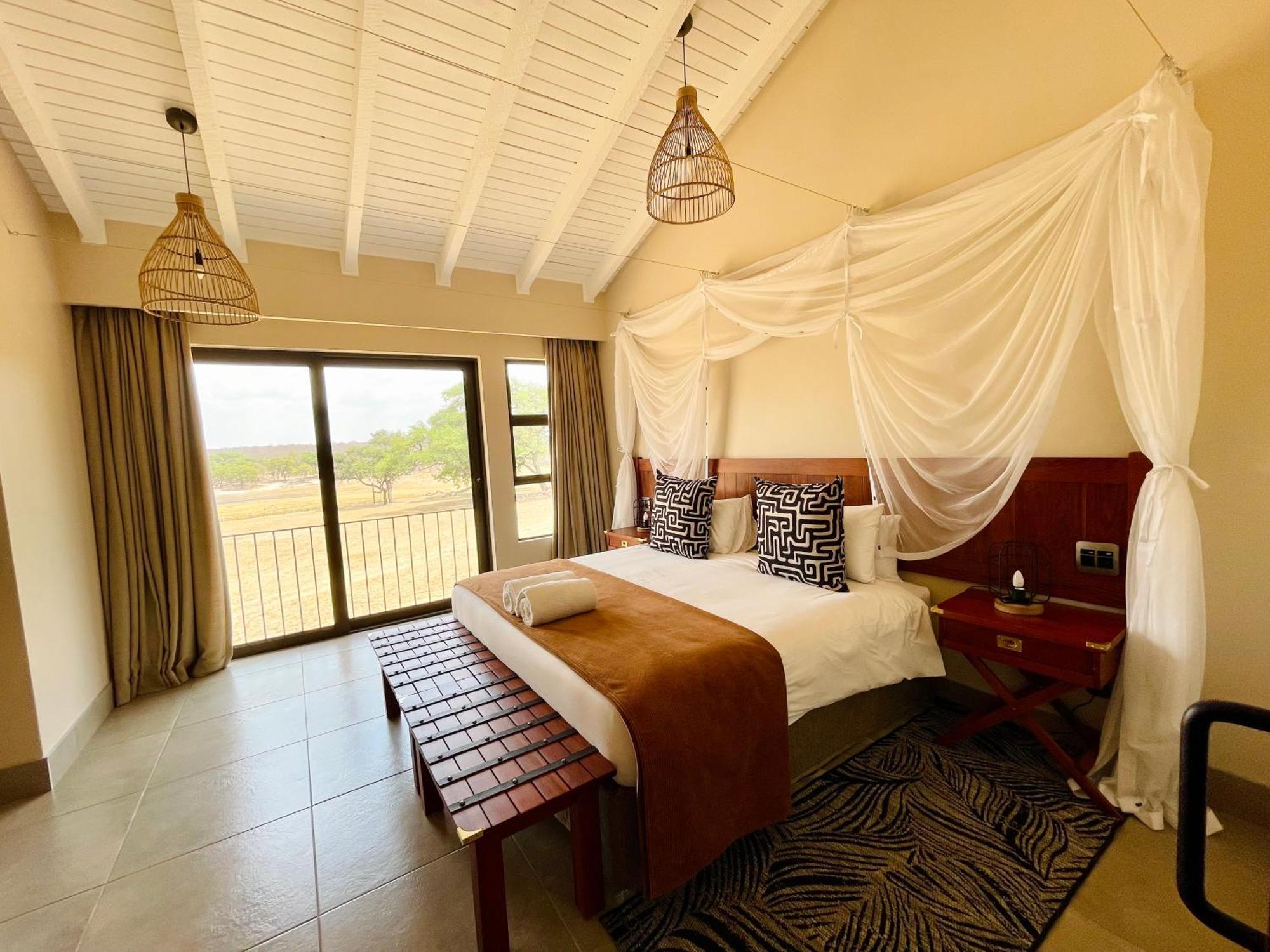 Hwange Safari Lodge Dete Экстерьер фото